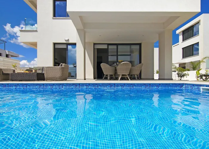 Talia Βίλα Πρωταράς